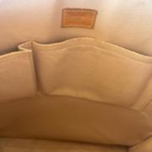 Louis Vuitton Monogram Sac Plat - Picture 12 of 14